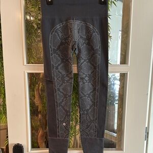 Lululemon Wunder Under